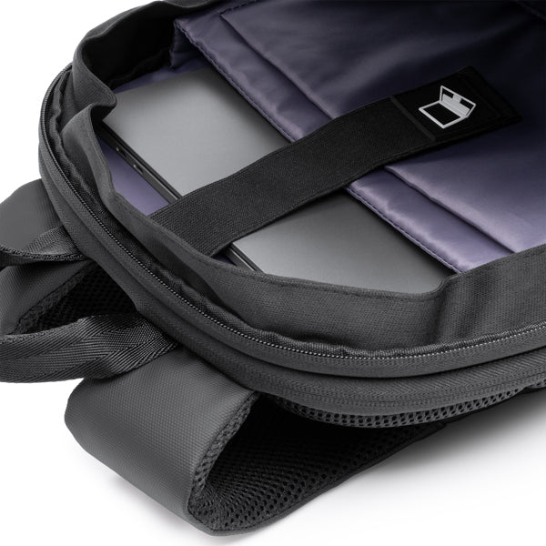 Mochila antirobo extensible, fabricada en PU | KUGAR (MO1048)