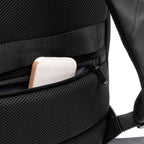 Mochila antirobo extensible, fabricada en PU | KUGAR (MO1048)