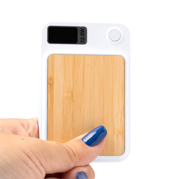 Batería externa realizada con cuerpo de bambú y | GUNDER (PB1286)