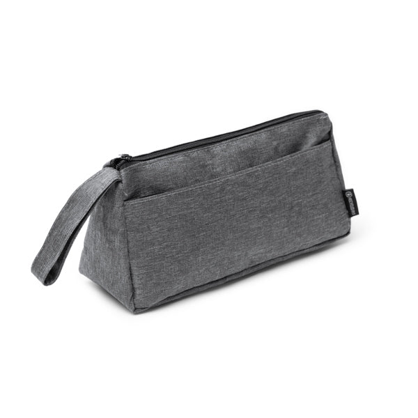 Estuche triangular realizado en 300D RPET con | YULIA (NE1535)