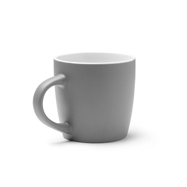 Taza elaborada en cerámica con diseño compacto y | AMIT (TZ1640)