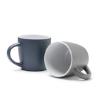 Taza elaborada en cerámica con diseño compacto y | AMIT (TZ1640)