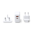 Adaptador de viaje universal con conectores | BAPEK (IA1714)
