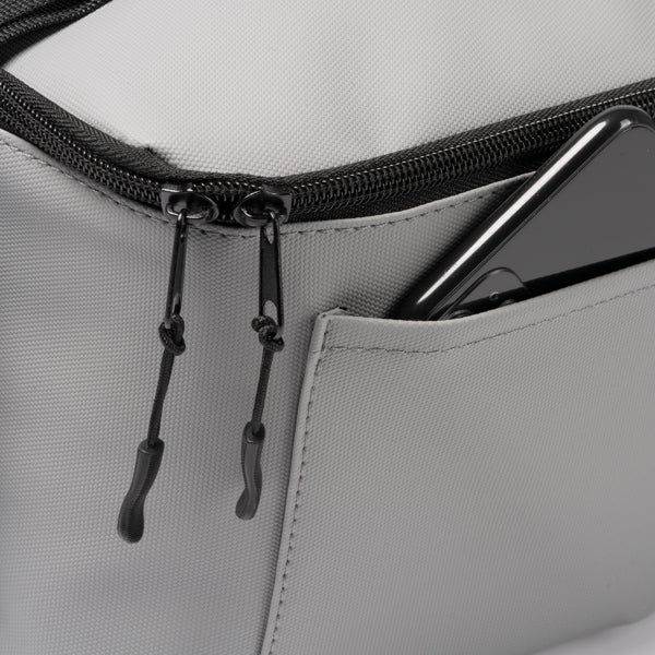 Nevera realizada en PU Leather con cinta de | DENVER (TB1721)