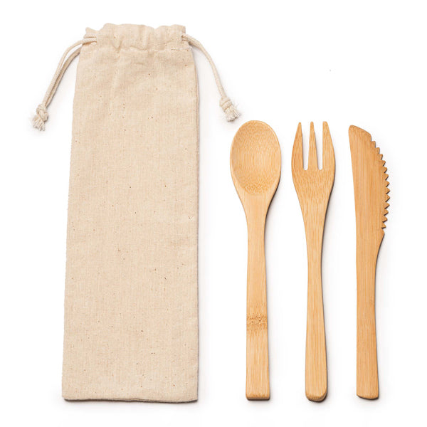 Set de cubiertos de bambú presentados en funda de | COLMER (CU4117)